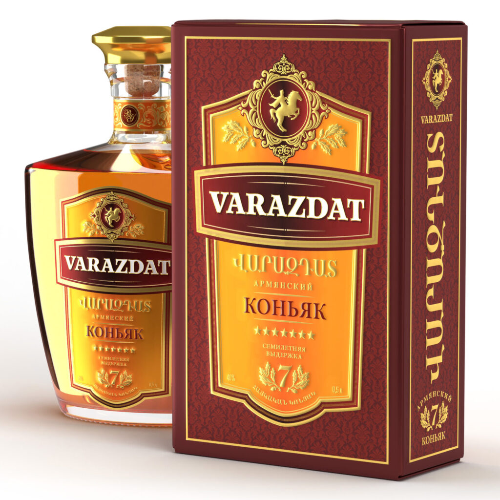 дизайн упаковки коньяка Varazdat подарочная коробка бутылка брендинг