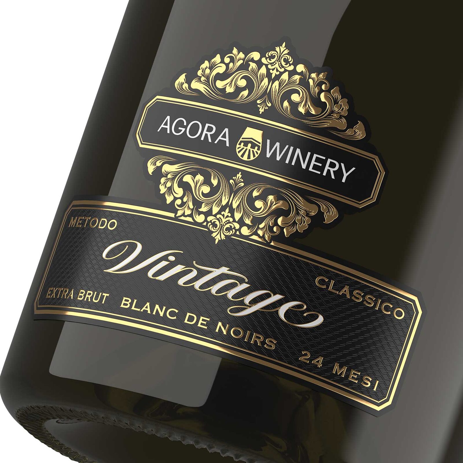 Премиальный дизайн этикетки игристого вина Vintage для бренда Agora Winery. Этикетка выполнена в классическом luxury-стиле с использованием золотого орнамента, тиснения и контрастной черной основы, подчеркивающих статус и выдержку продукта. Дизайн ориентирован на сегмент премиального алкоголя: шампанское, игристые вина и винтажные коллекции. Решение усиливает визуальную ценность бренда и выделяет продукт на полке.